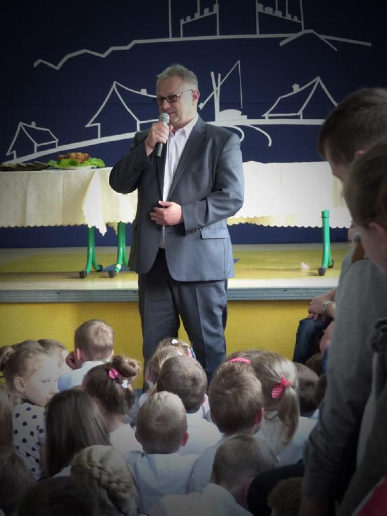 Dzień Patrona, ks. Lucjana Niedzielaka w Zespole Oświatowym w Polskowoli