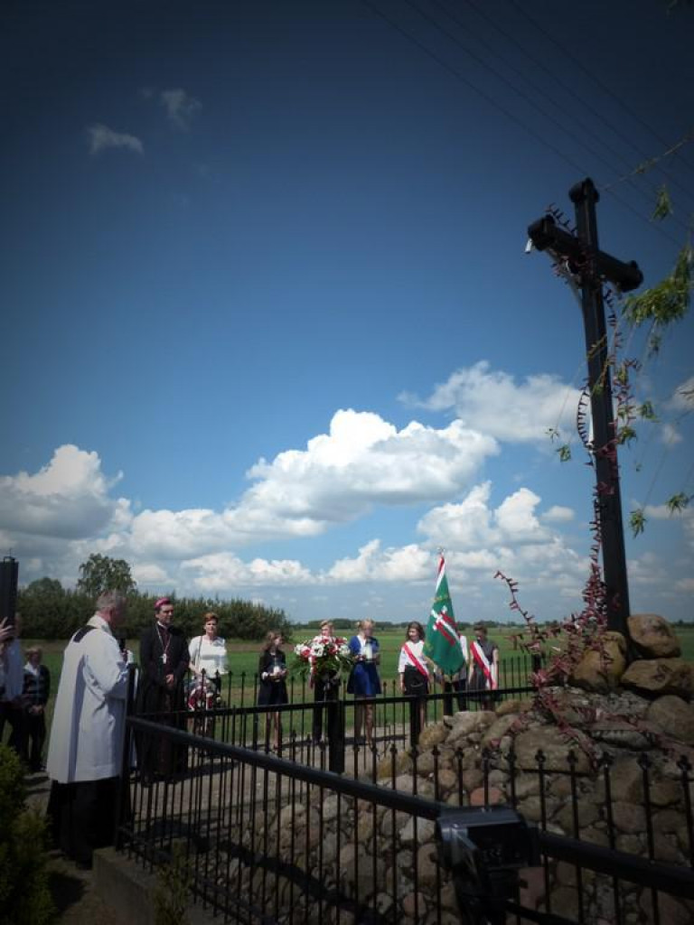 Dzień Patrona, ks. Lucjana Niedzielaka w Zespole Oświatowym w Polskowoli