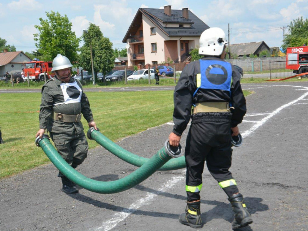 Zmagania strażaków z OSP