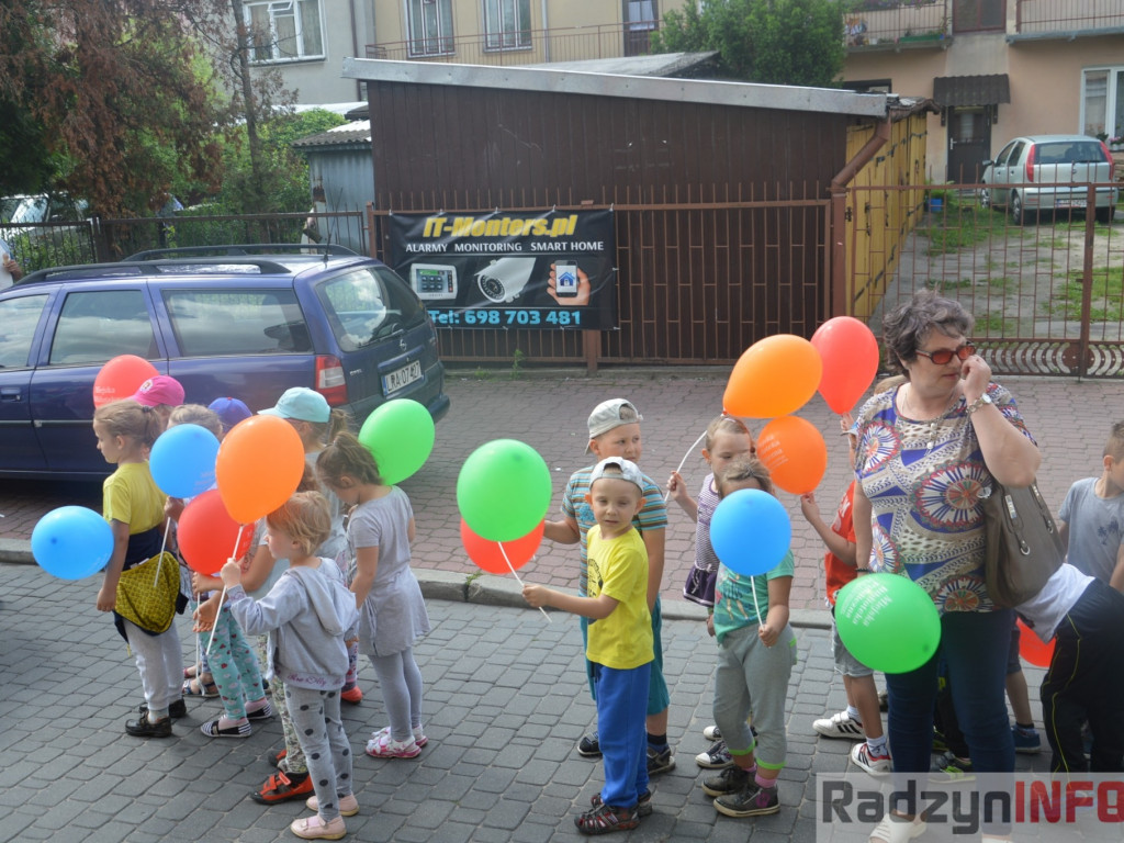 Radzyniacy czytali bajki i wiersze dzieciom