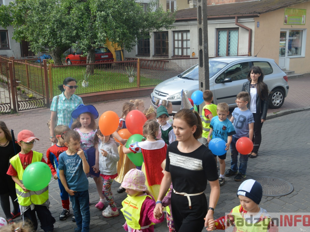 Radzyniacy czytali bajki i wiersze dzieciom