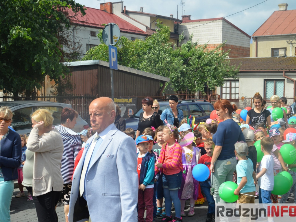 Radzyniacy czytali bajki i wiersze dzieciom