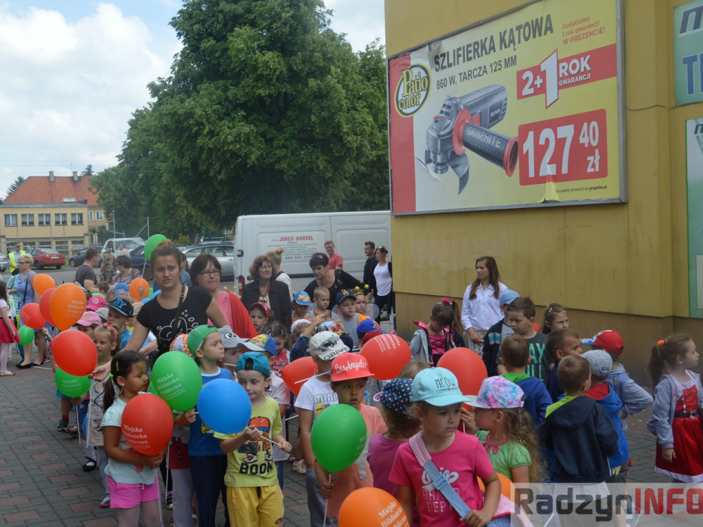 Radzyniacy czytali bajki i wiersze dzieciom