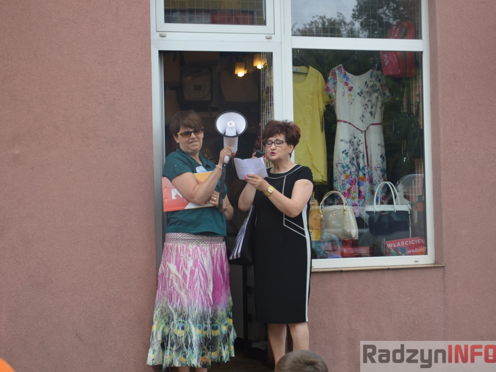 Radzyniacy czytali bajki i wiersze dzieciom