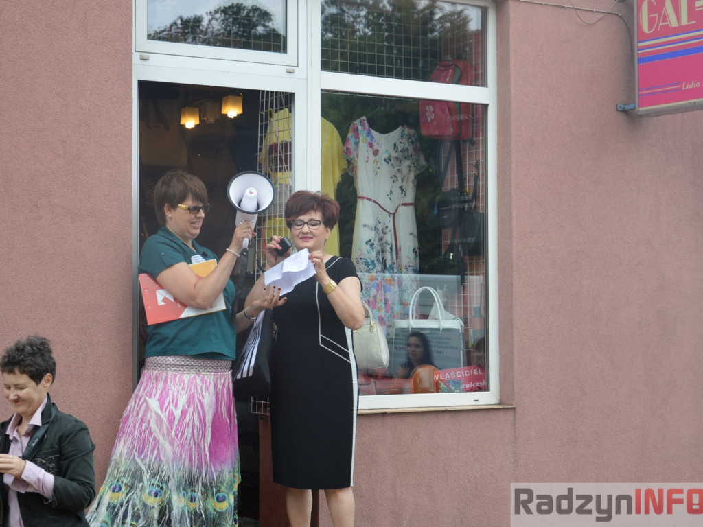 Radzyniacy czytali bajki i wiersze dzieciom
