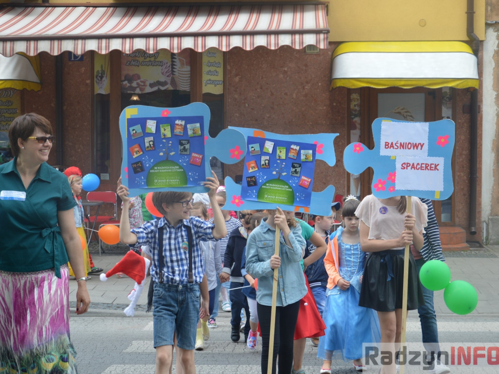 Radzyniacy czytali bajki i wiersze dzieciom
