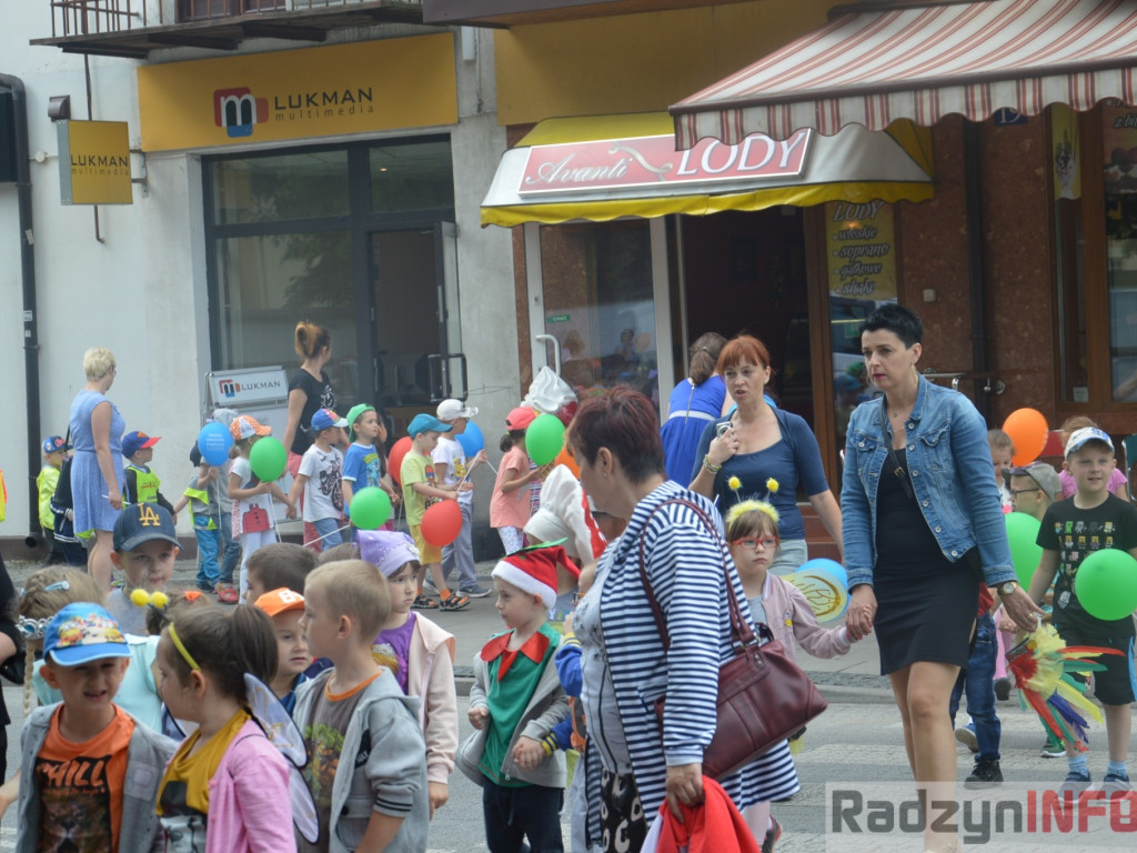 Radzyniacy czytali bajki i wiersze dzieciom