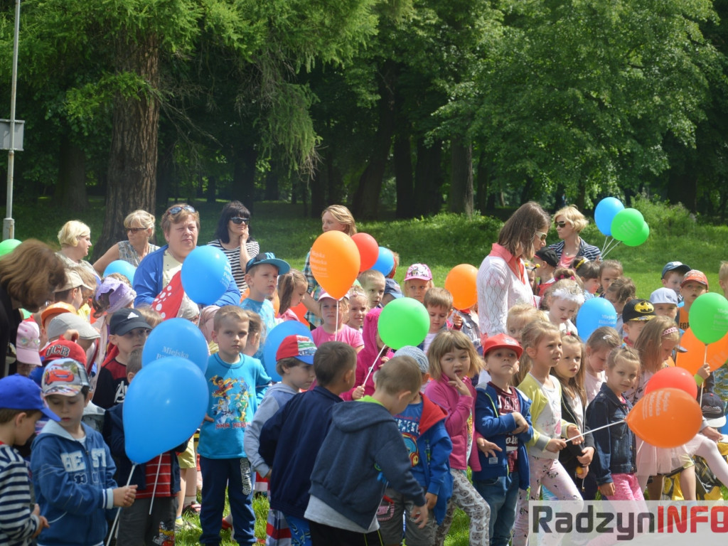 Radzyniacy czytali bajki i wiersze dzieciom