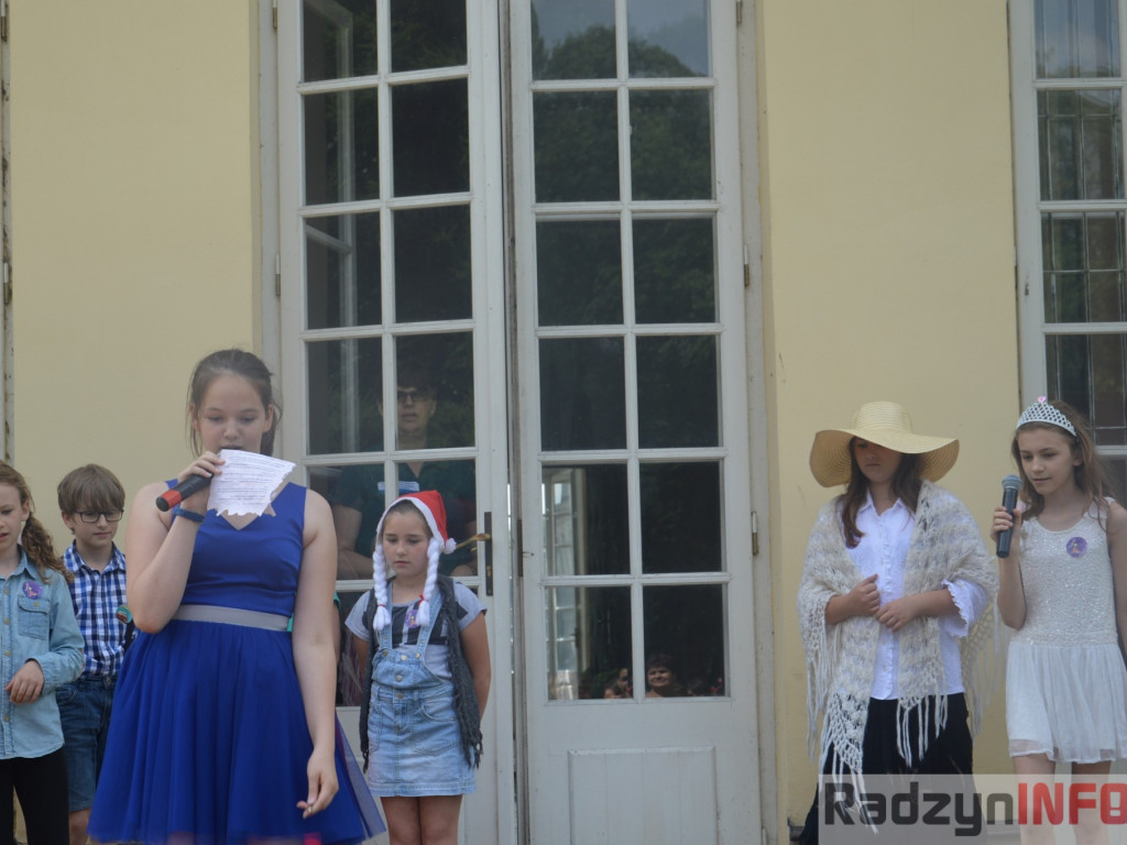 Radzyniacy czytali bajki i wiersze dzieciom