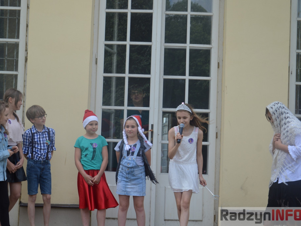 Radzyniacy czytali bajki i wiersze dzieciom