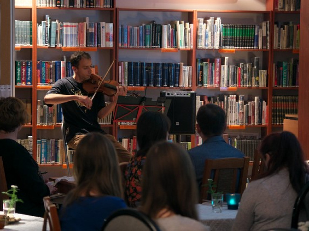 Jazz, kawa, słowo - za nami I Radzyńska Noc w Bibliotece