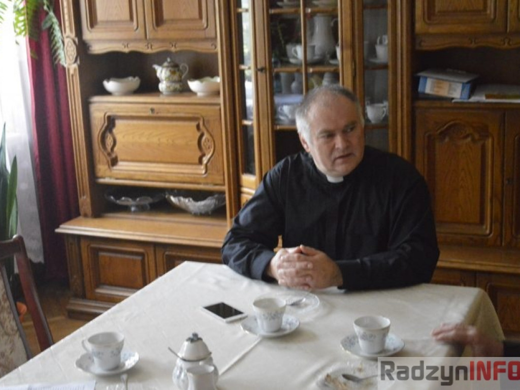 Najlepiej wychodzi się na posłuszeństwie-   wywiad z proboszczem parafii Świętej Trójcy, ks. Andrzejem Kieliszkiem