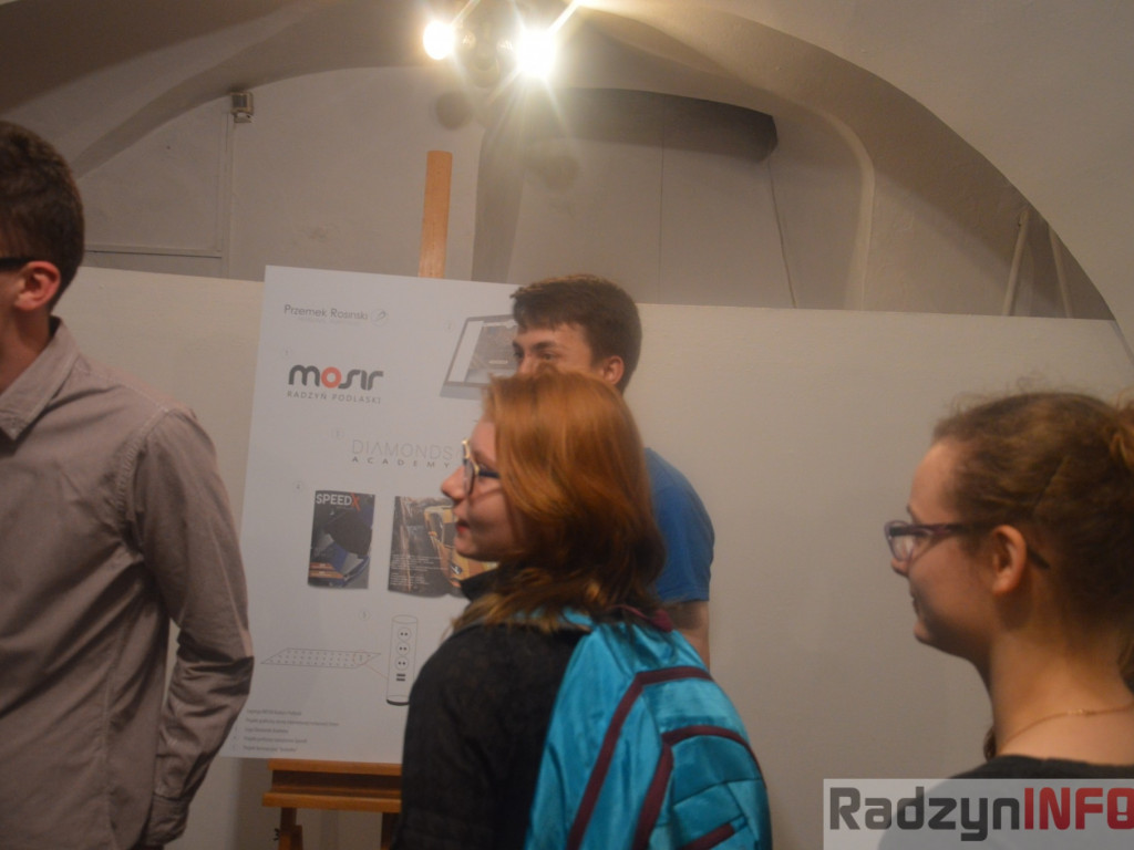 Młodzi twórcy- graficy komputerowi w Oranżerii
