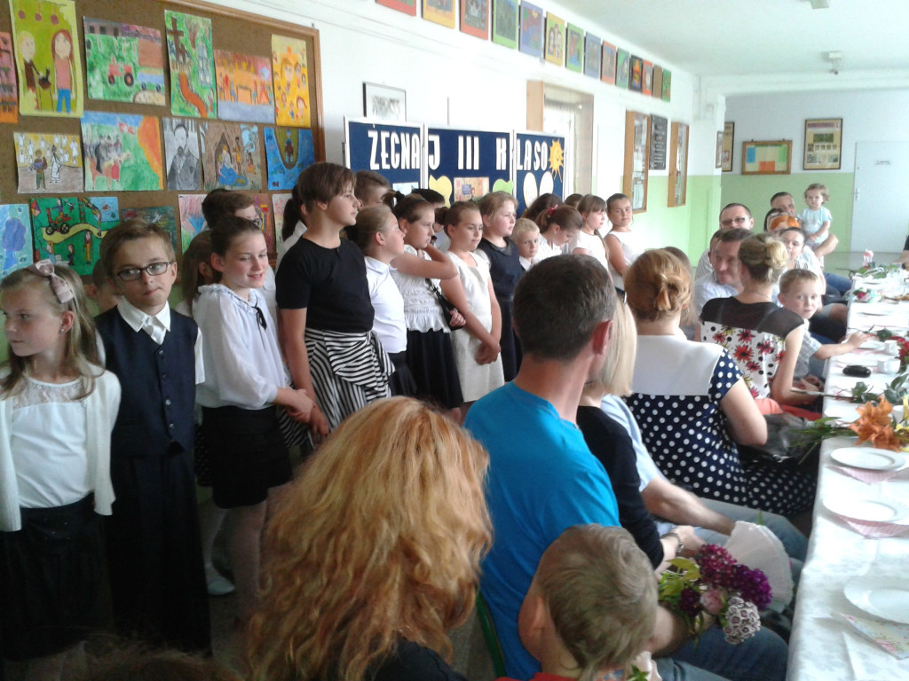 Pożegnanie klas III w Zespole Szkół w Białce