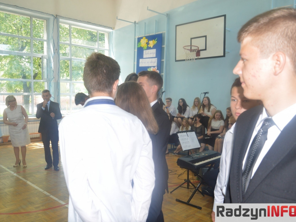 Pożegnanie absolwentów w Gimnazjum Nr 2