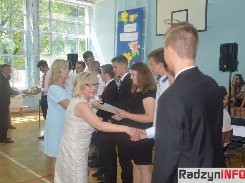 Pożegnanie absolwentów w Gimnazjum Nr 2