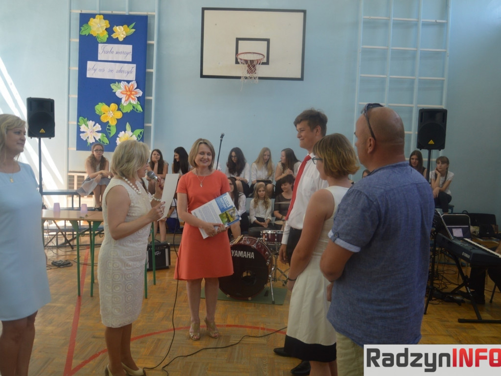 Pożegnanie absolwentów w Gimnazjum Nr 2