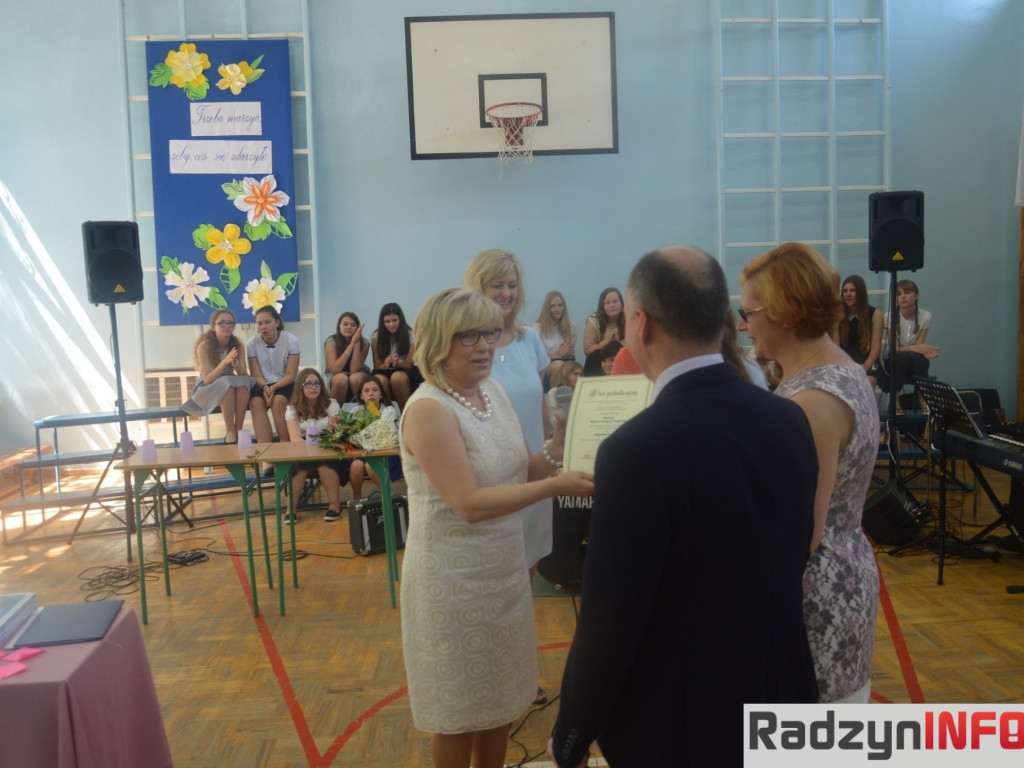 Pożegnanie absolwentów w Gimnazjum Nr 2