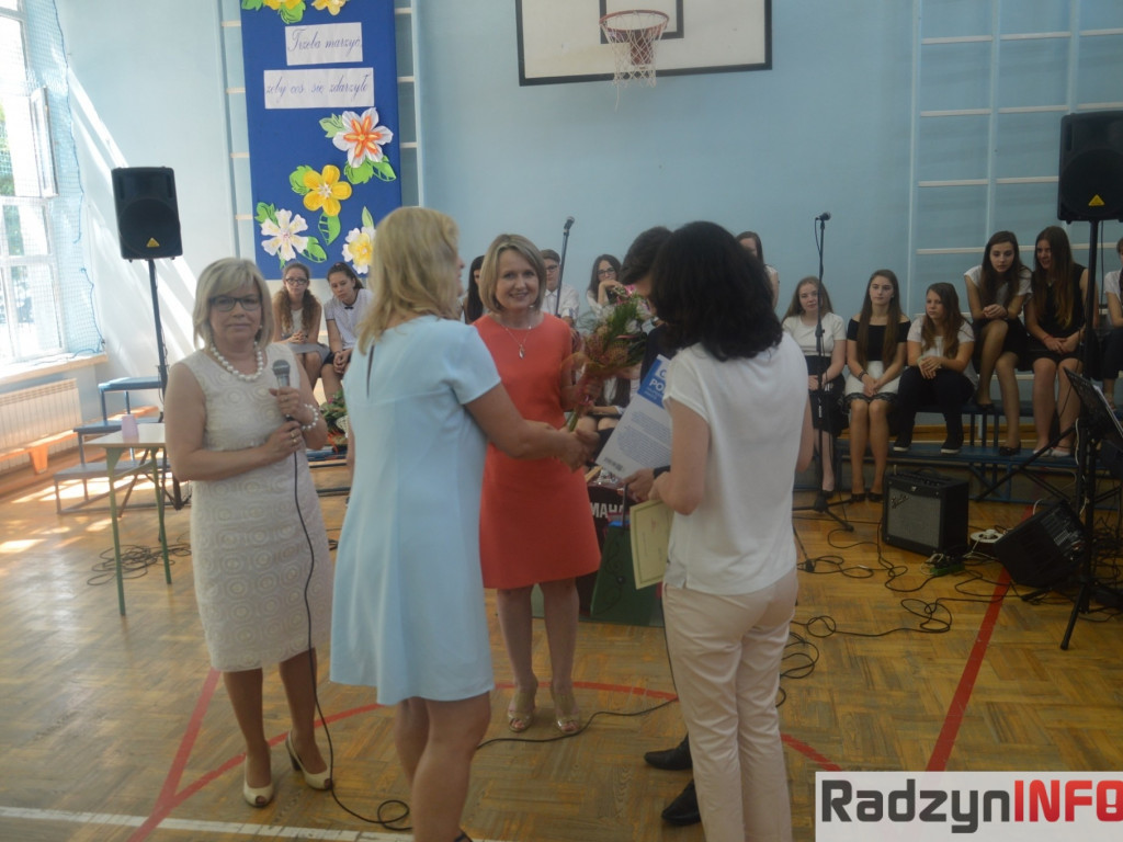 Pożegnanie absolwentów w Gimnazjum Nr 2