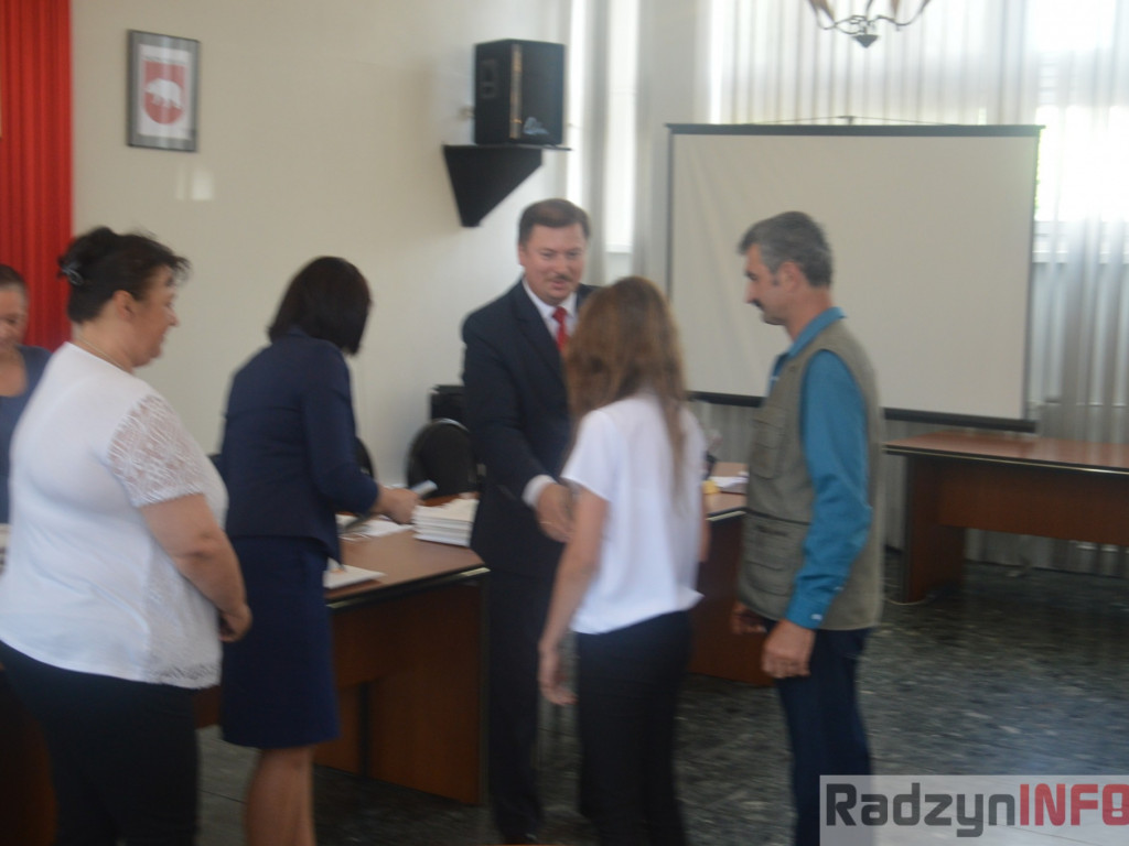 Najlepsi uczniowie wyróżnieni przez wójta Gminy Radzyń