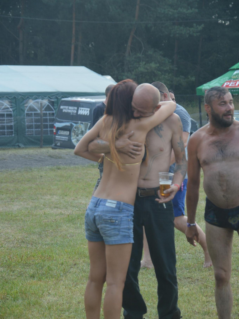 Motopiknikowi stuknęła 