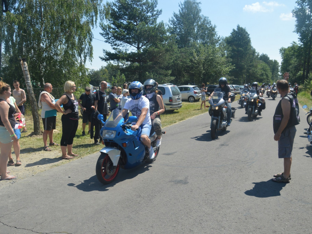 Motopiknik w Komarówce