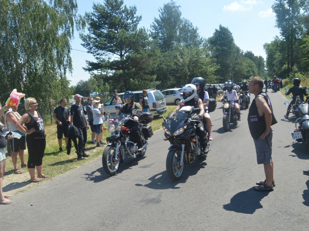 Motopiknik w Komarówce