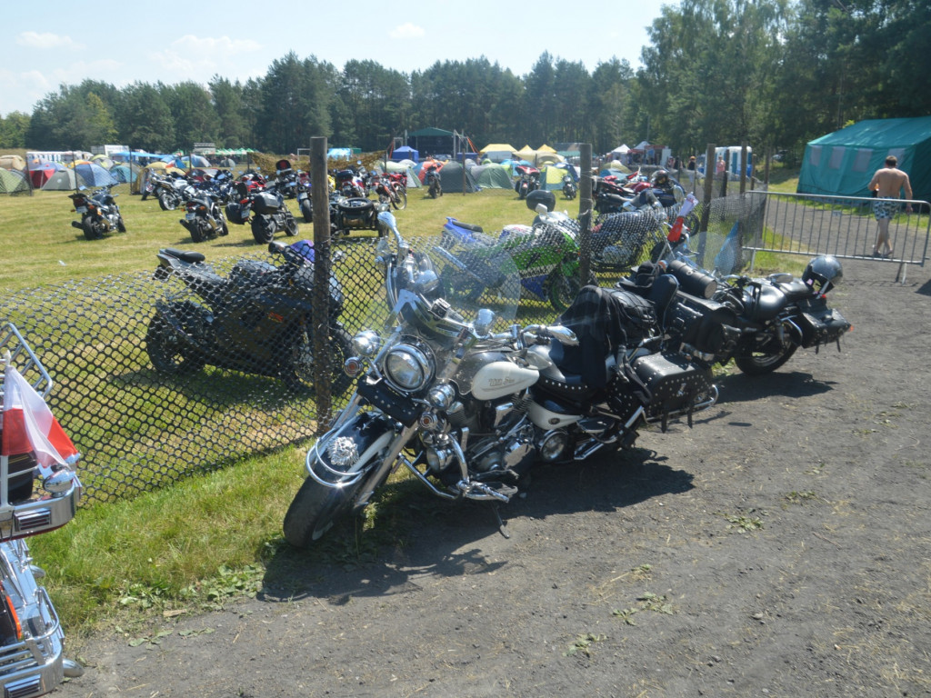 Motopiknik w Komarówce