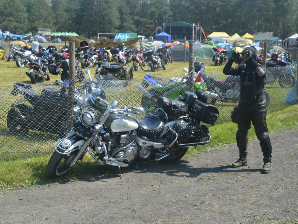 Motopiknik w Komarówce