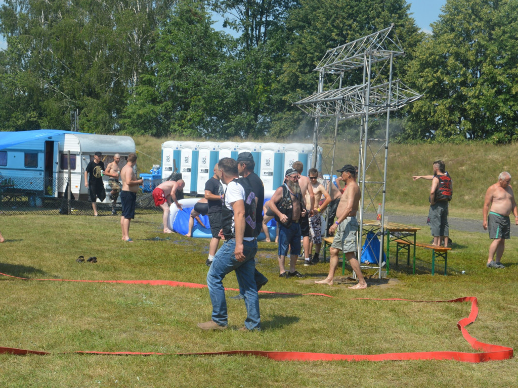 Motopiknik w Komarówce