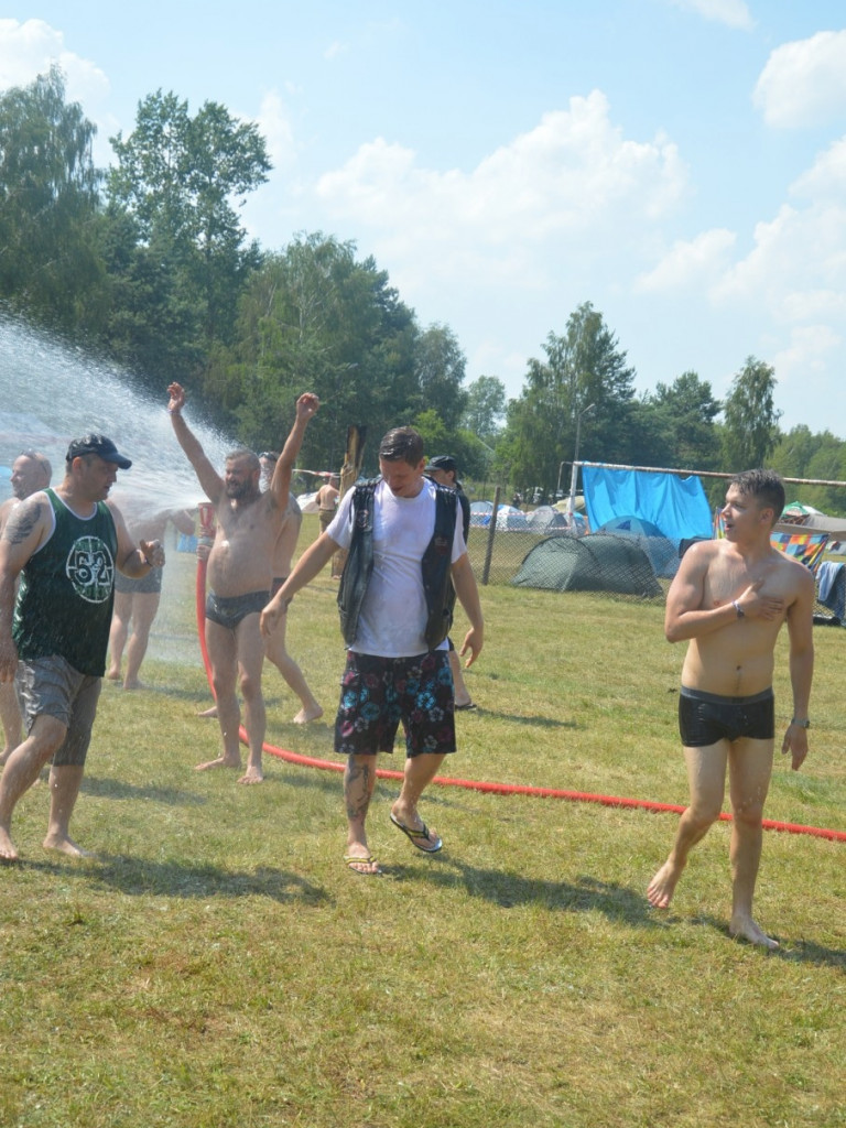 Motopiknik w Komarówce