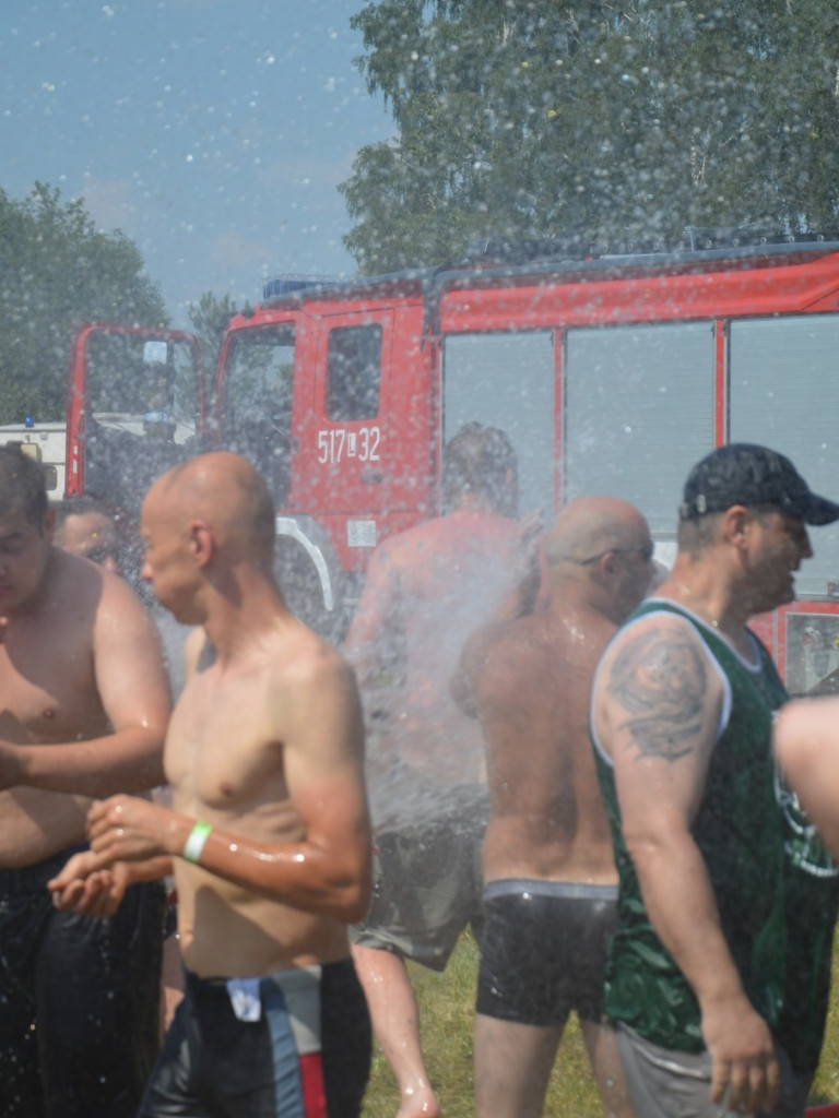 Motopiknik w Komarówce