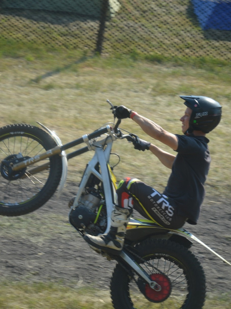 Motopiknik w Komarówce