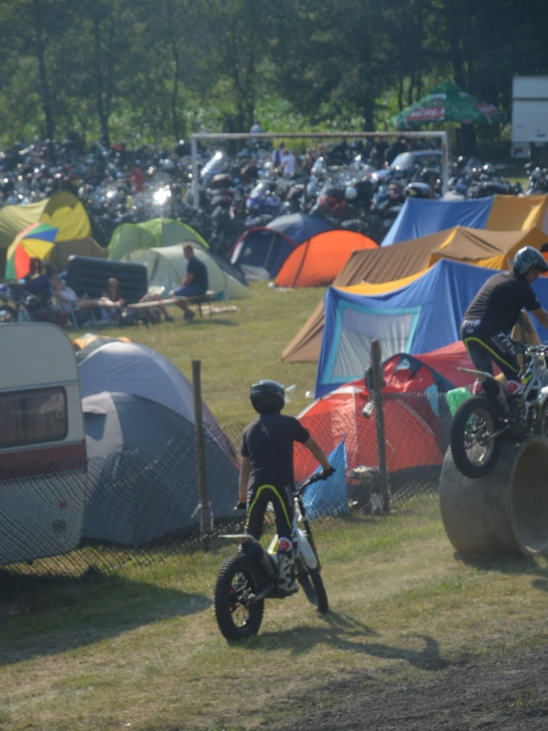Motopiknik w Komarówce