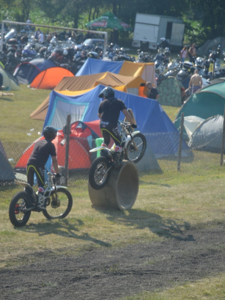 Motopiknik w Komarówce