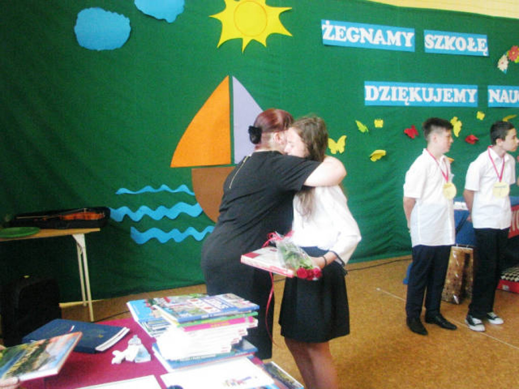 Uroczyste zakończenie roku w Zespole Szkół w Zabielu