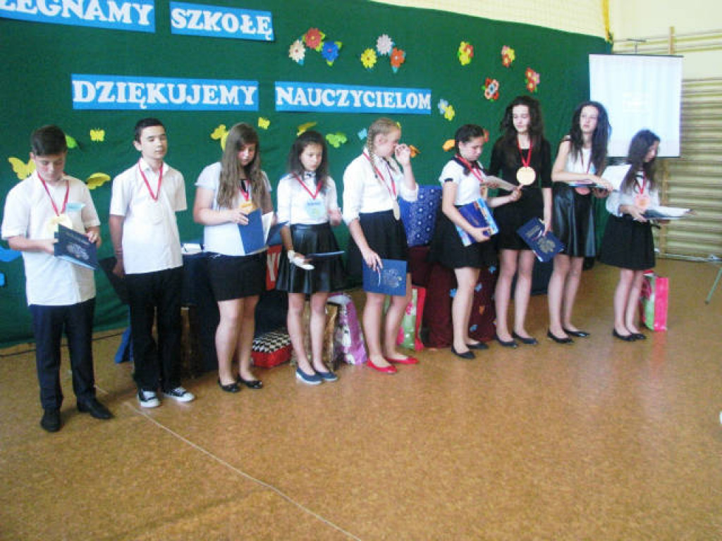 Uroczyste zakończenie roku w Zespole Szkół w Zabielu