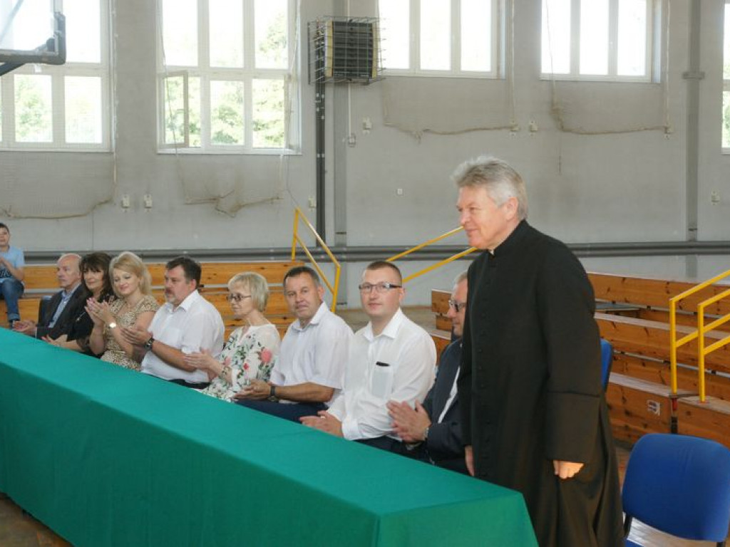 W  Kąkolewnicy przyznano stypendia