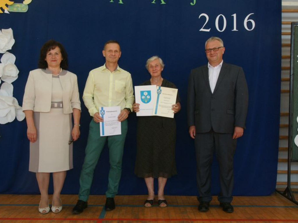 W  Kąkolewnicy przyznano stypendia