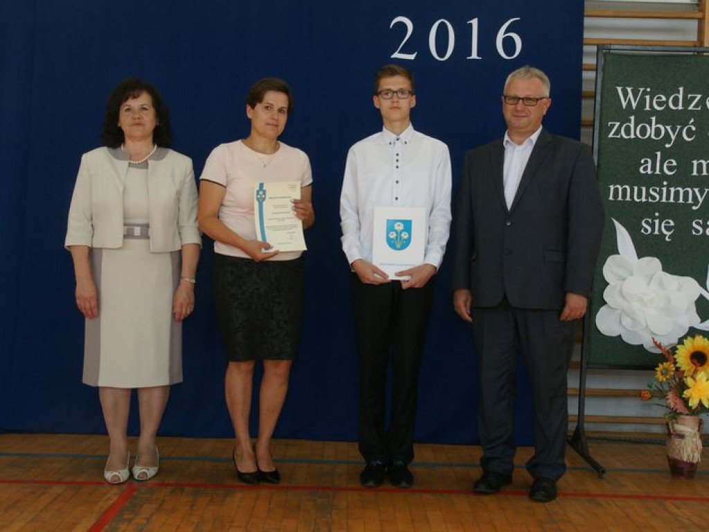 W  Kąkolewnicy przyznano stypendia