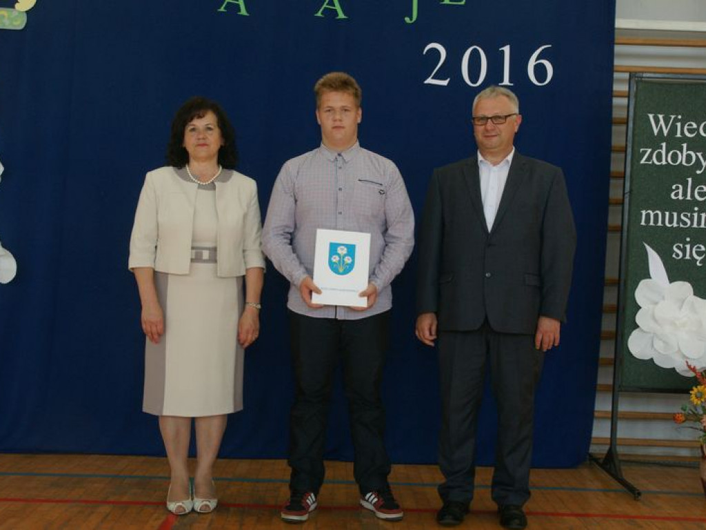 W  Kąkolewnicy przyznano stypendia