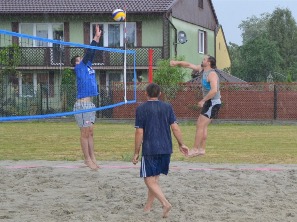 Za nami pierwszy turniej siatkówki plażowej