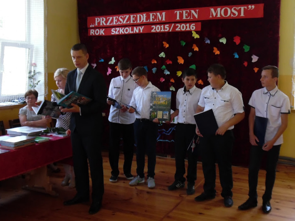 Pożegnanie szóstoklasistów w Tchórzewie