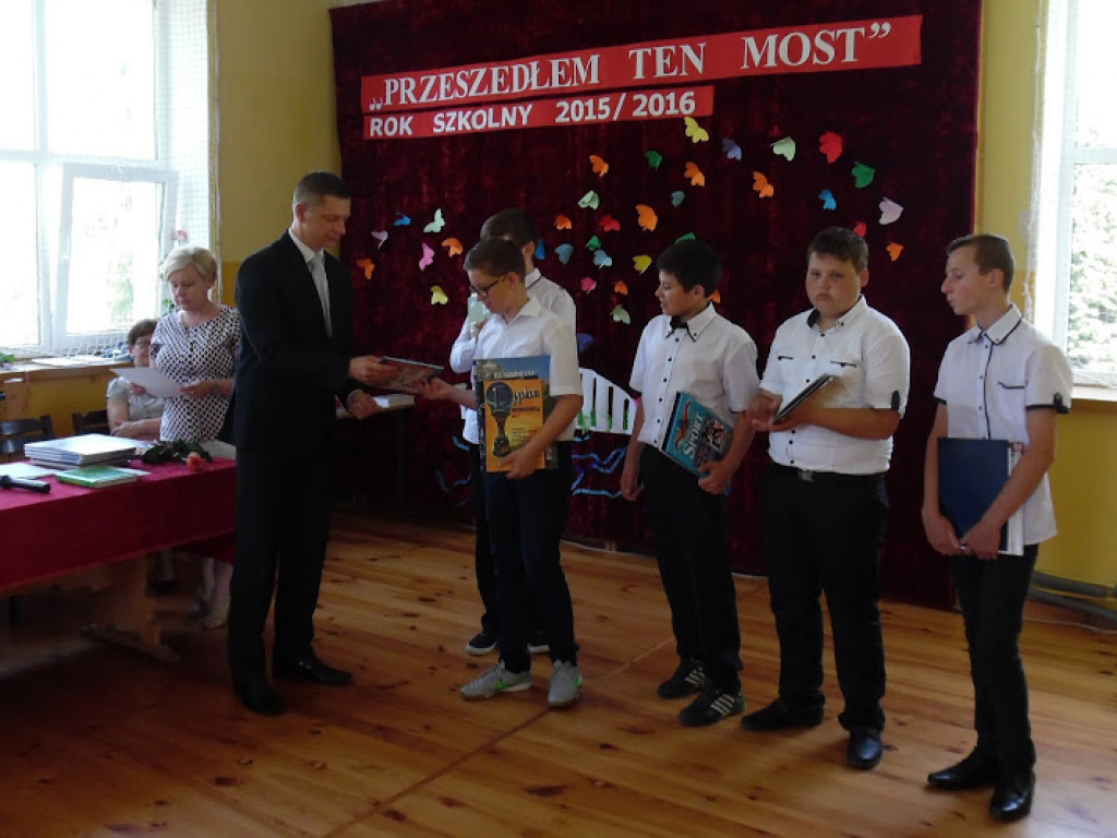 Pożegnanie szóstoklasistów w Tchórzewie
