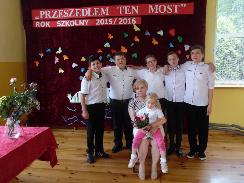Pożegnanie szóstoklasistów w Tchórzewie
