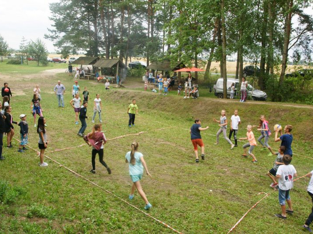 II Wakacyjny Piknik w Kąkolewnicy