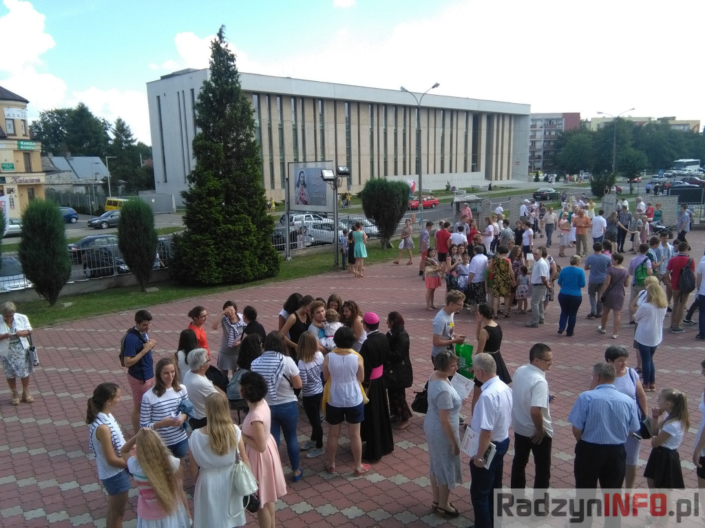 Polsko-francuska Msza dziękczynna w sanktuarium MBNP