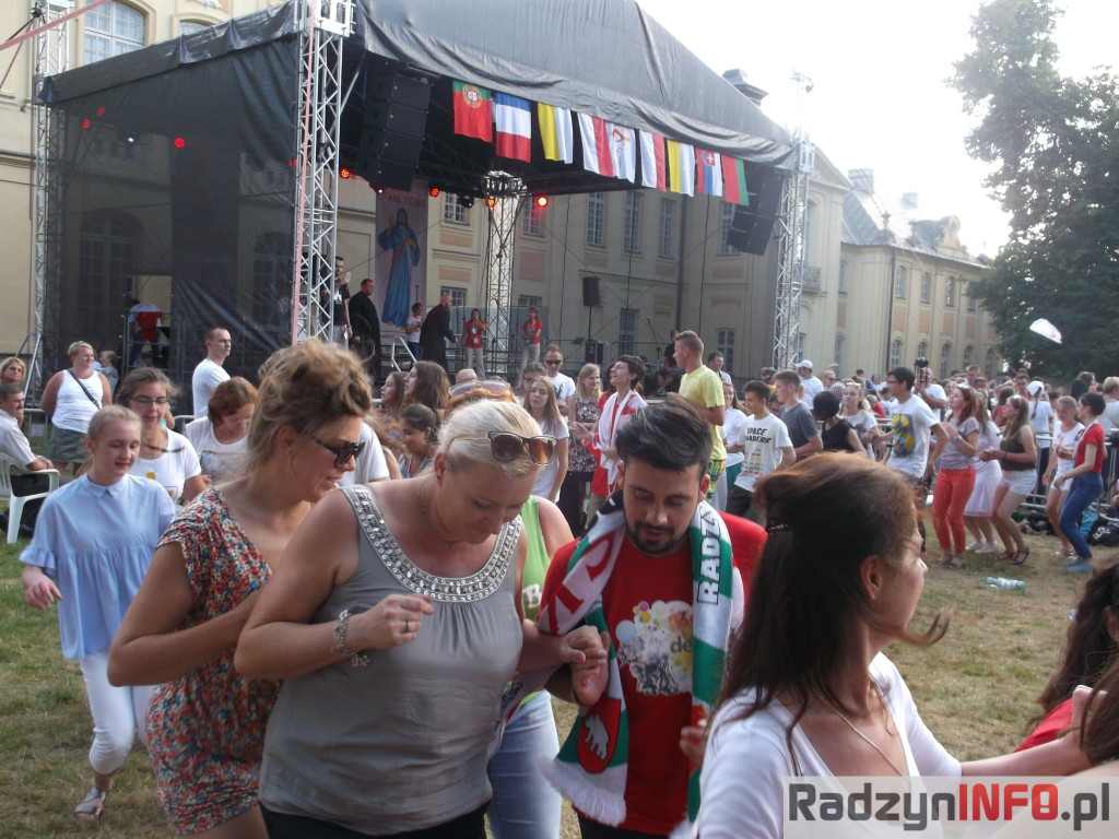 Święto Narodów, czyli czas modlitwy i zabawy