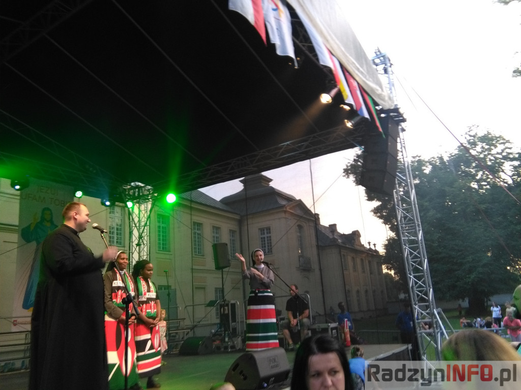 Święto Narodów, czyli czas modlitwy i zabawy