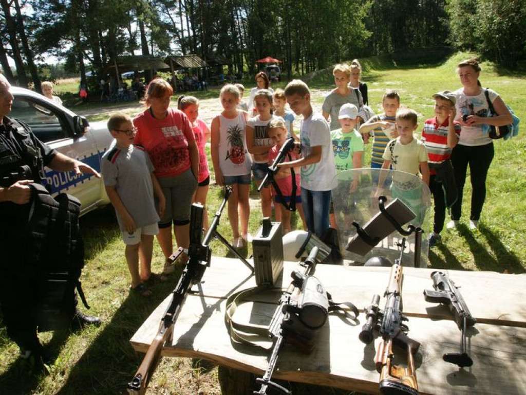 III wakacyjny piknik w Kąkolewnicy